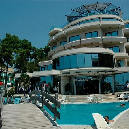 Hotel Vela 4*