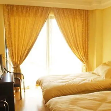 Vela Hotel 4*